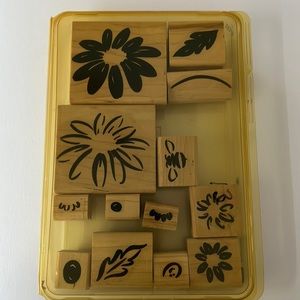 Stampin’ Up Definitely Decorative Daisy Wood Stamp Set